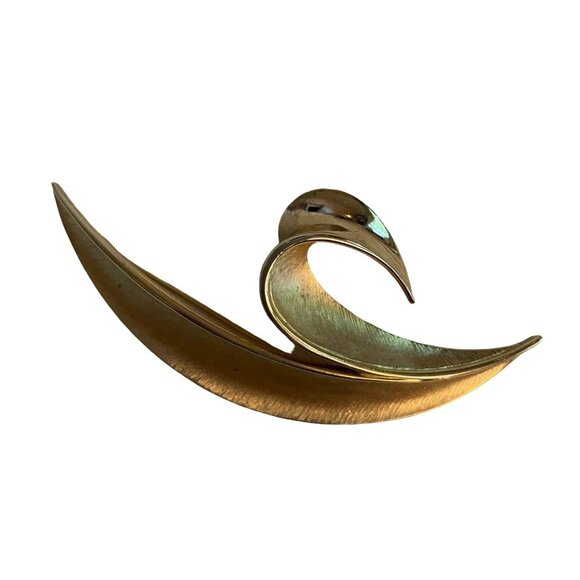 Vtg Trifari Gold-Tone Abstract Brooch Pin '50 - 69" collectors history graceful - Picture 4 of 8